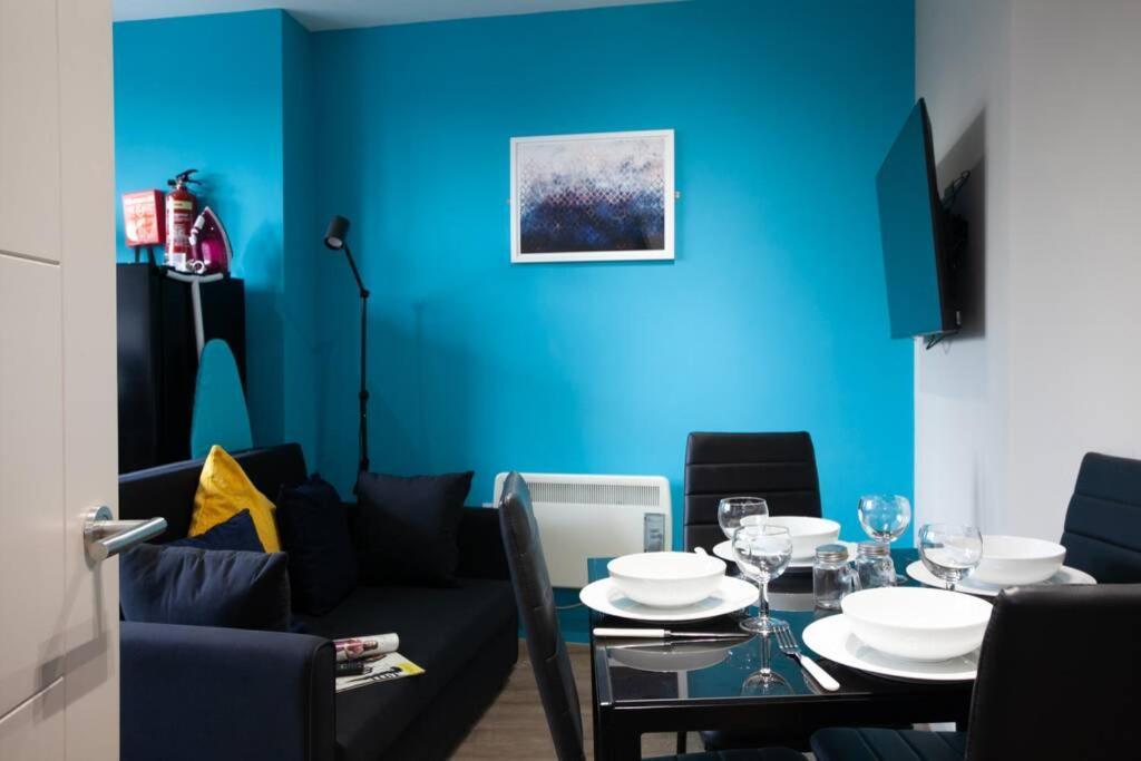 Stylish Central Location 2Bd Apartment Wigan Buitenkant foto